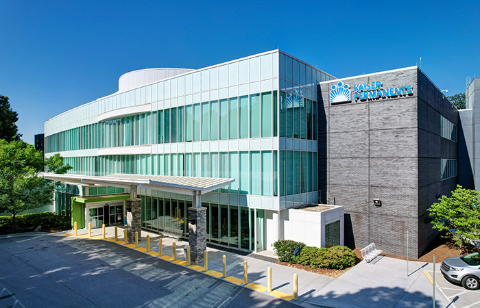 Glenlake Comprehensive Specialty Center